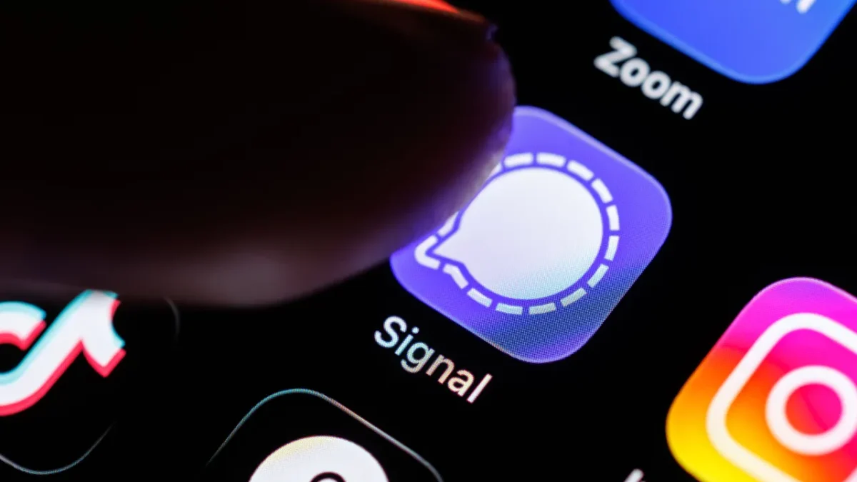 Signal Users on Alert: Hackers Are Trying to Steal Private Chat Backups