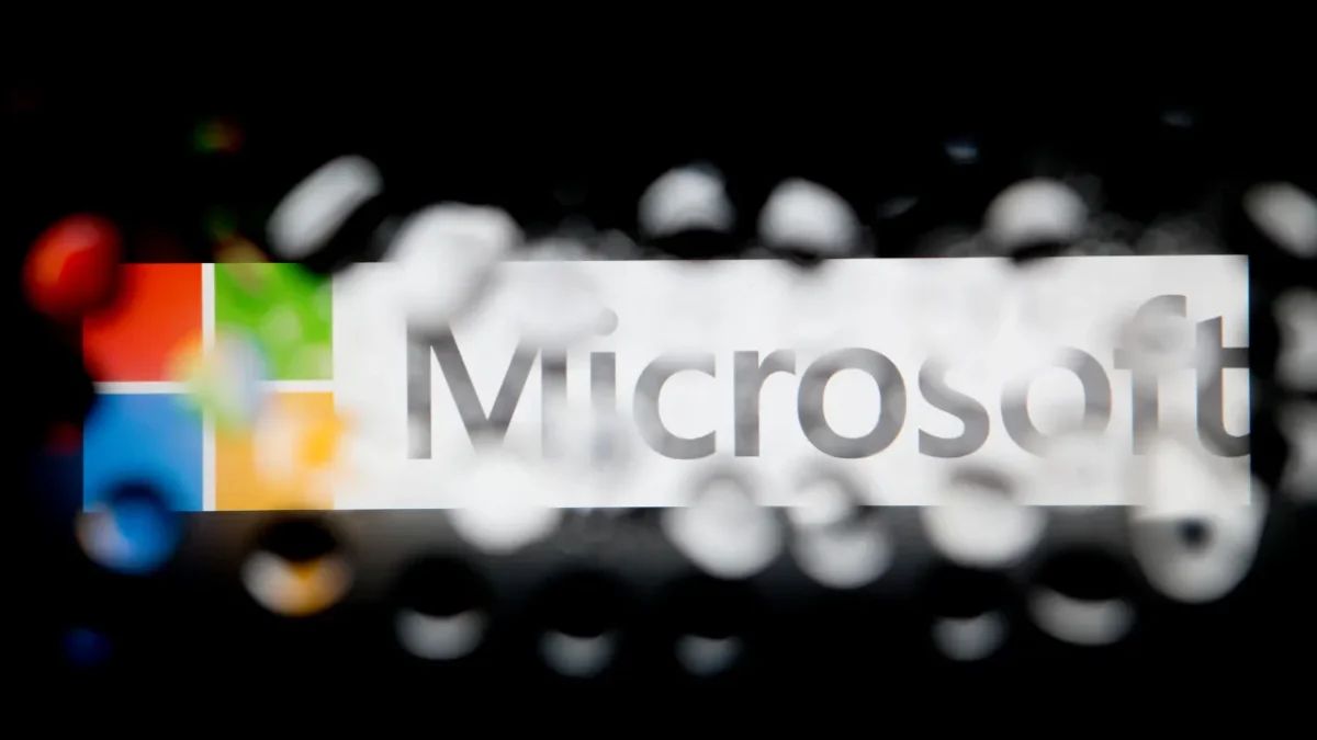 Microsoft Faces Massive Backlash After Threatening Security Researcher Over Windows Bugs