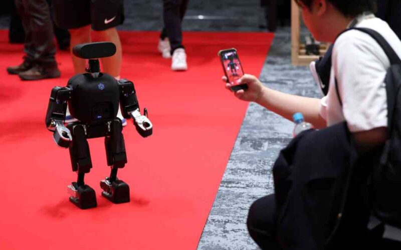 Japan Plans 10 Million AI Robots by 2040 to Tackle Worker Shortage